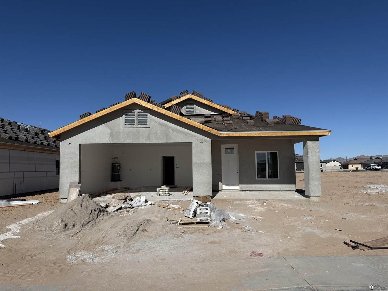 10848 46 LN - Photo 1