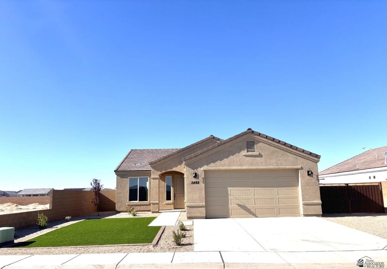 3482 Albatross Dr - Photo 1