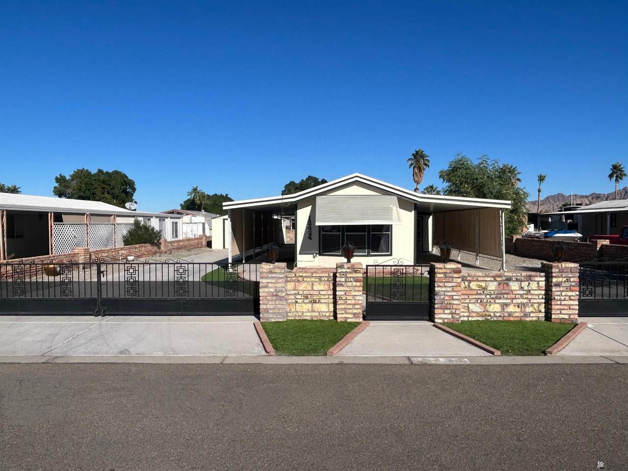 12424 34 ST - Photo 1