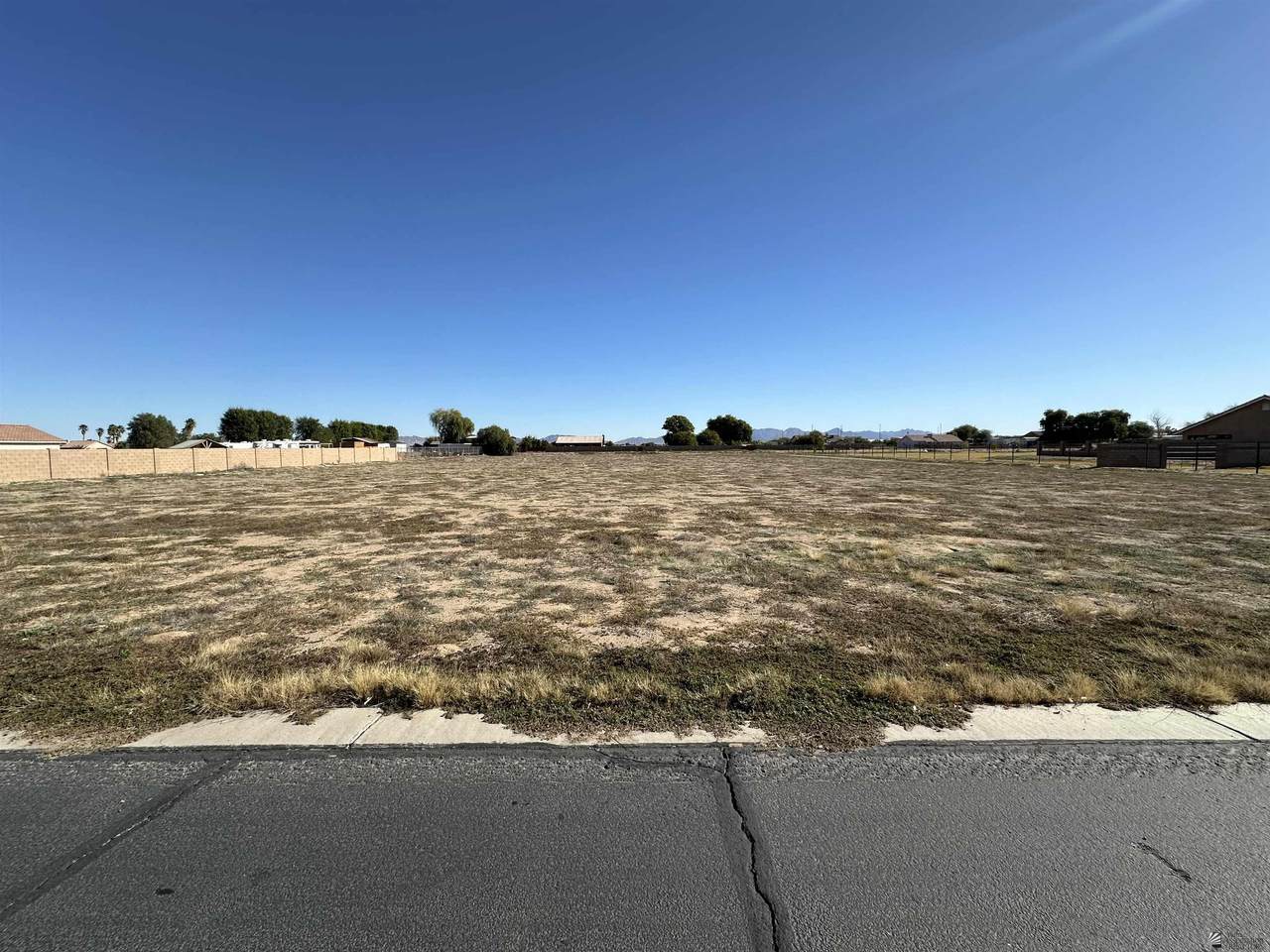 4253 Navel Ave - Photo 1