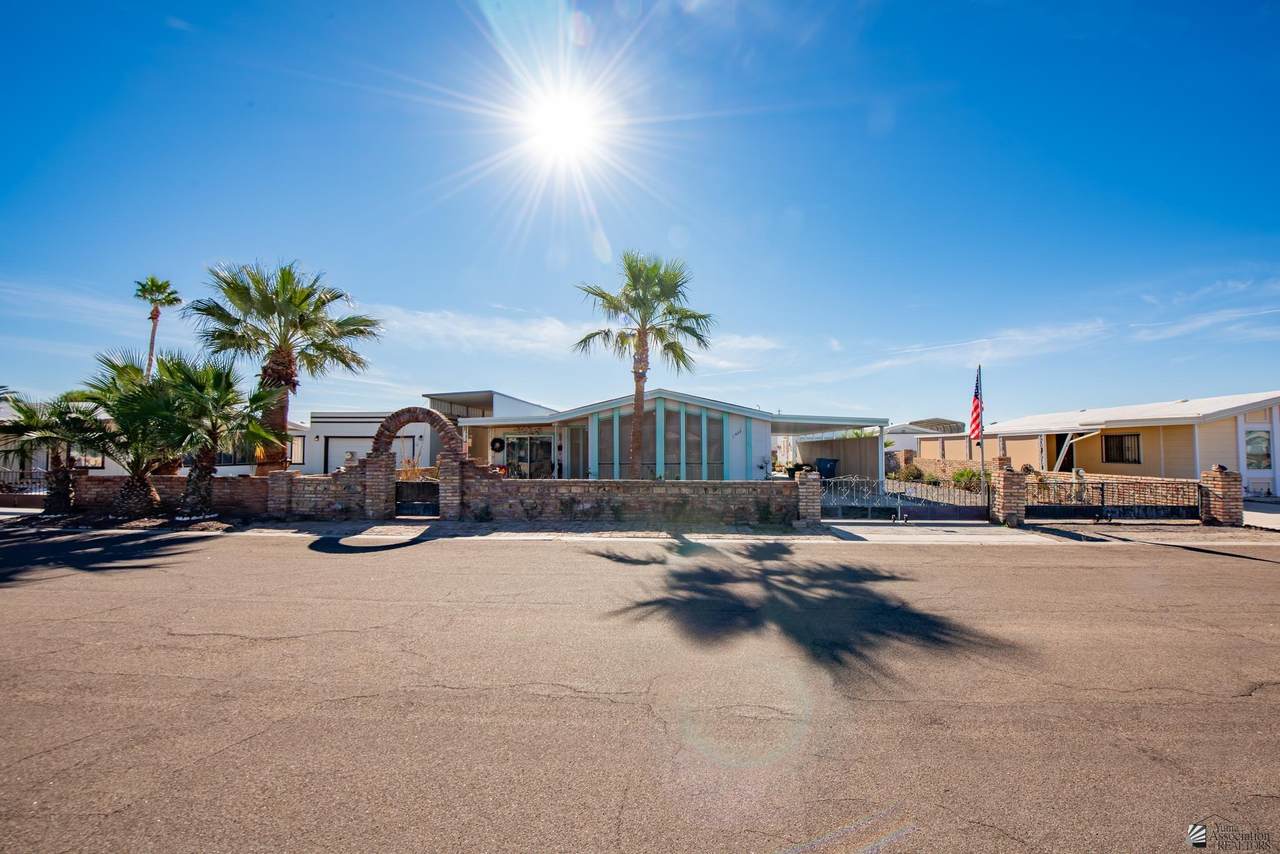 11423 38 LN - Photo 1