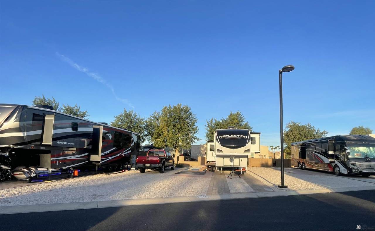 3400 Ave 7 E - Photo 1