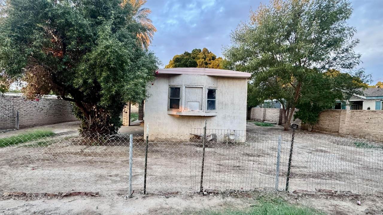 8242 Pima Ln - Photo 1