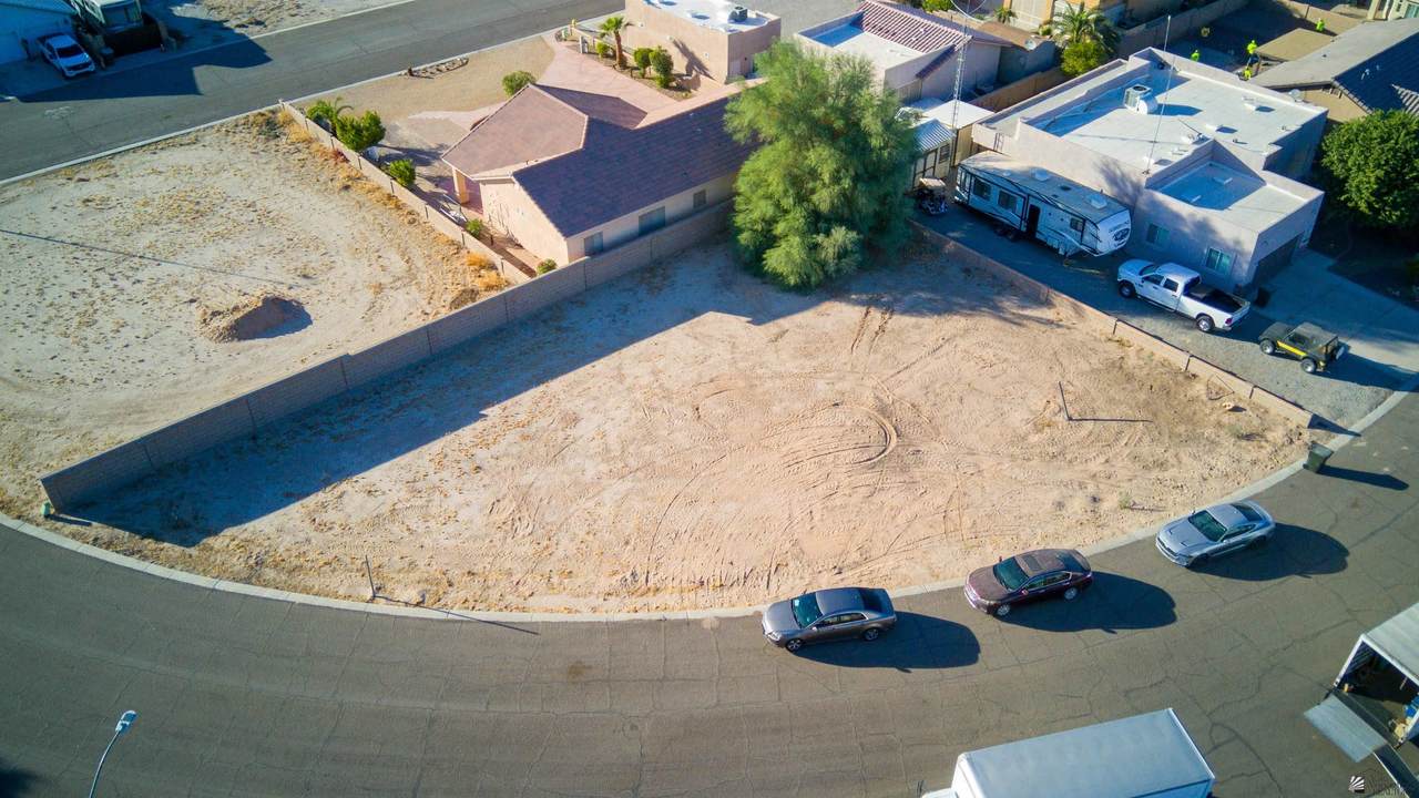 11812 Mohawk St - Photo 1