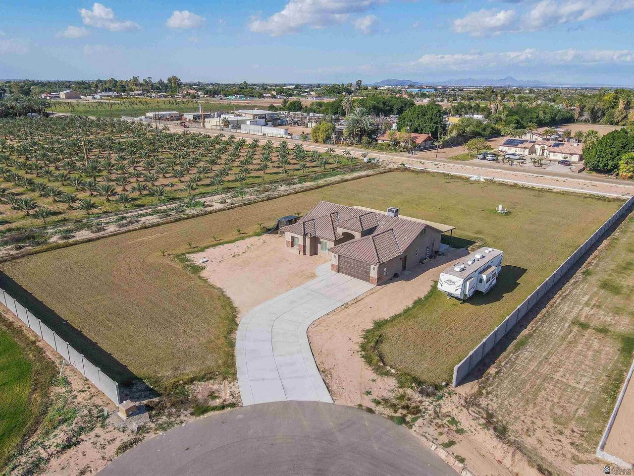 2180 Meredith Ln - Photo 1