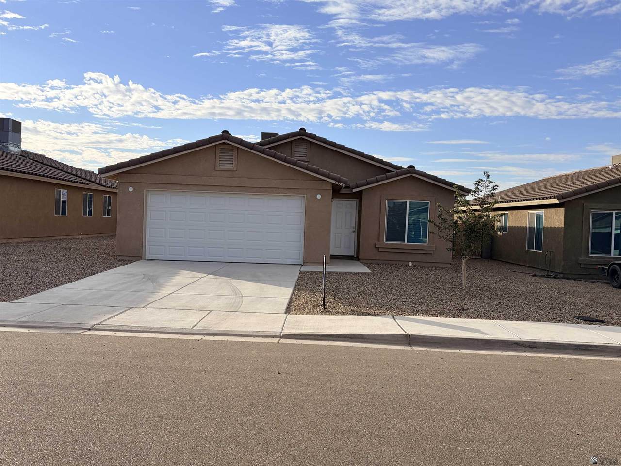 7913 46 ST - Photo 1