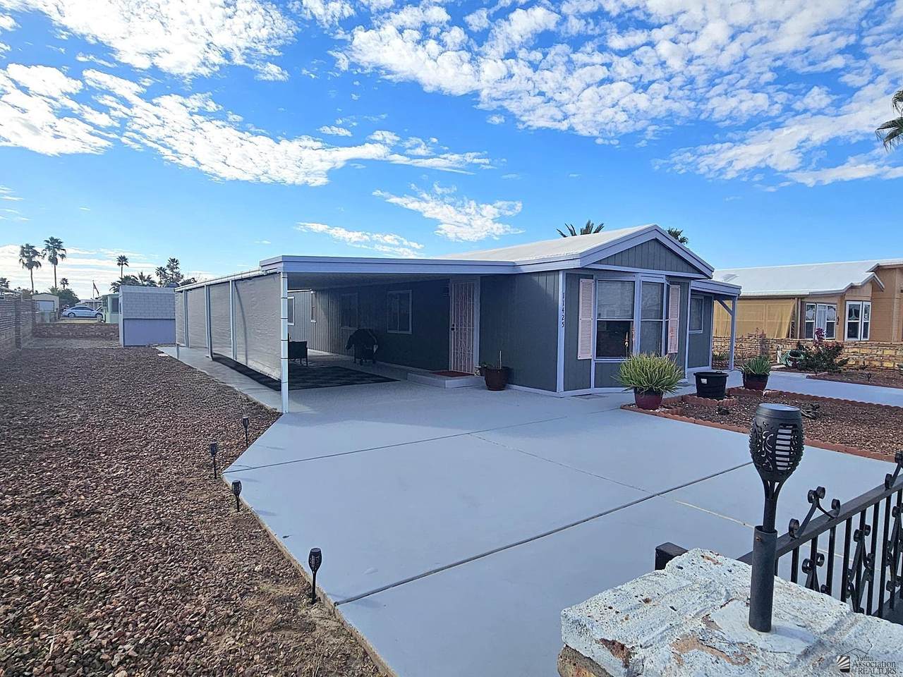 11425 34 PL - Photo 1