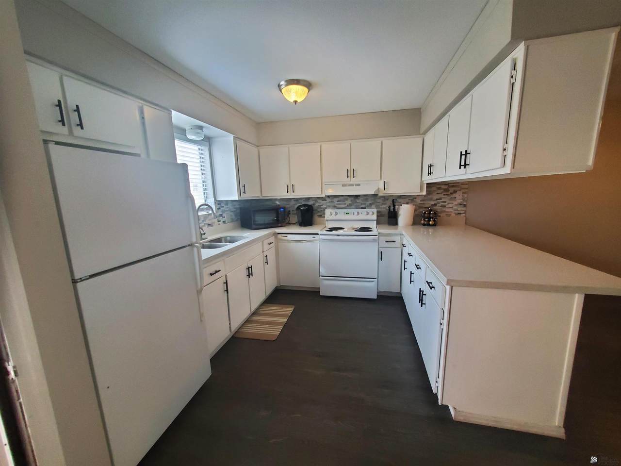 2240 Elks Ln - Photo 1