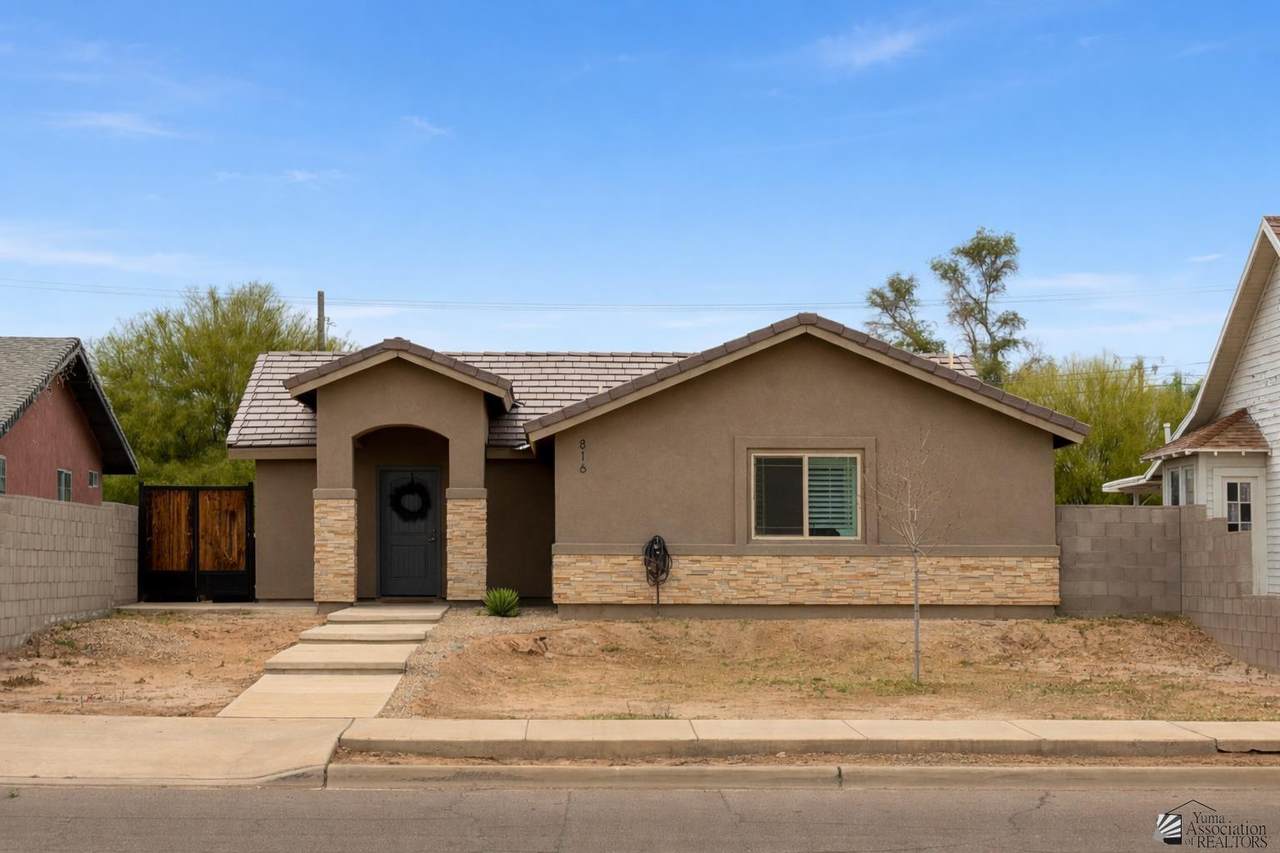 816 1 ST - Photo 1