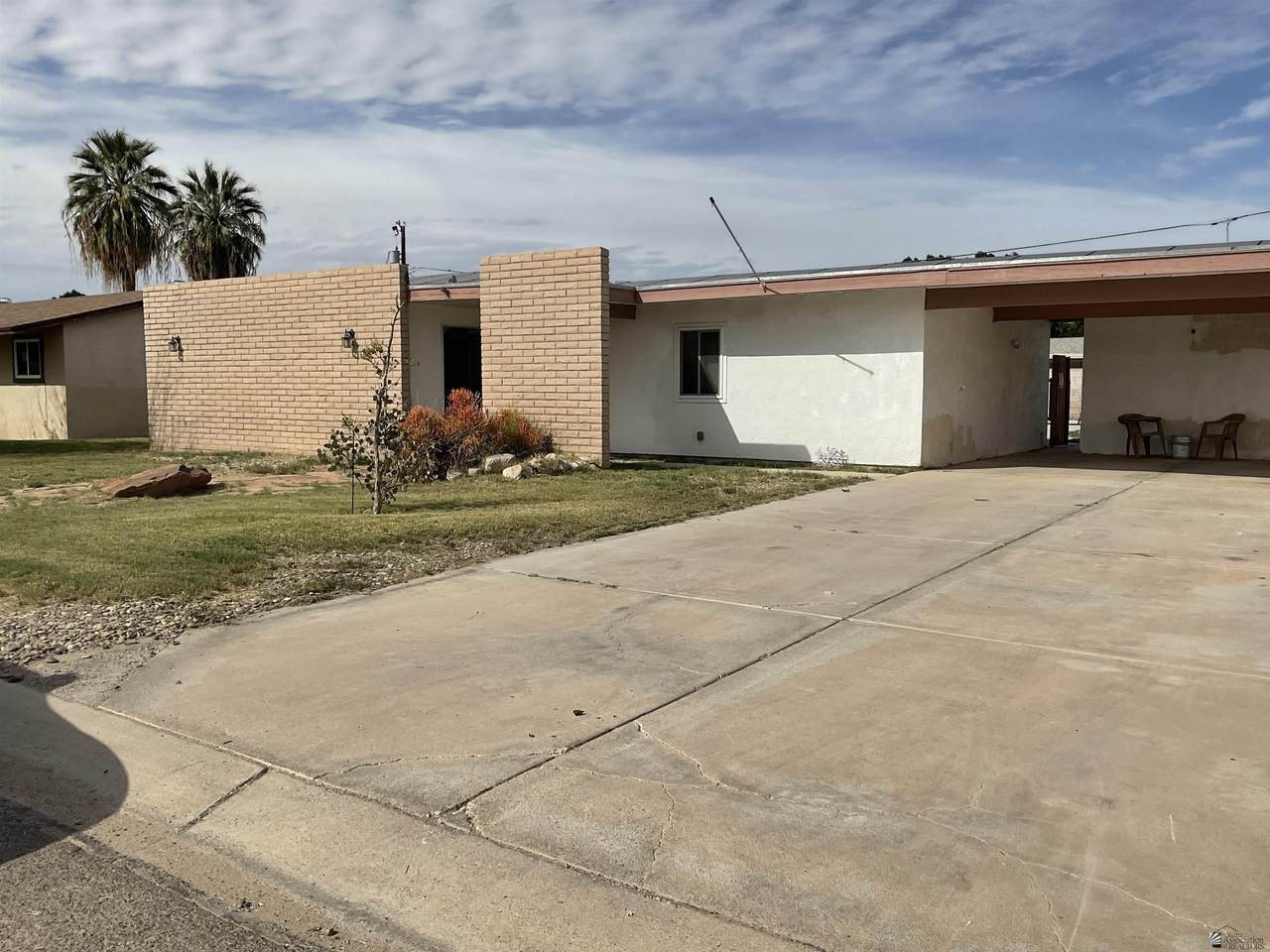 1916 Pueblo St - Photo 1