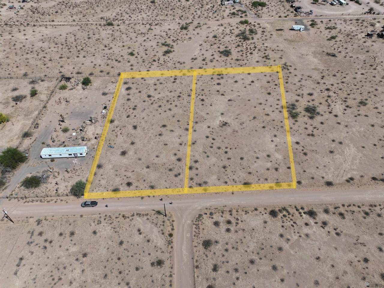0000 Tamarisk Dr - Photo 1