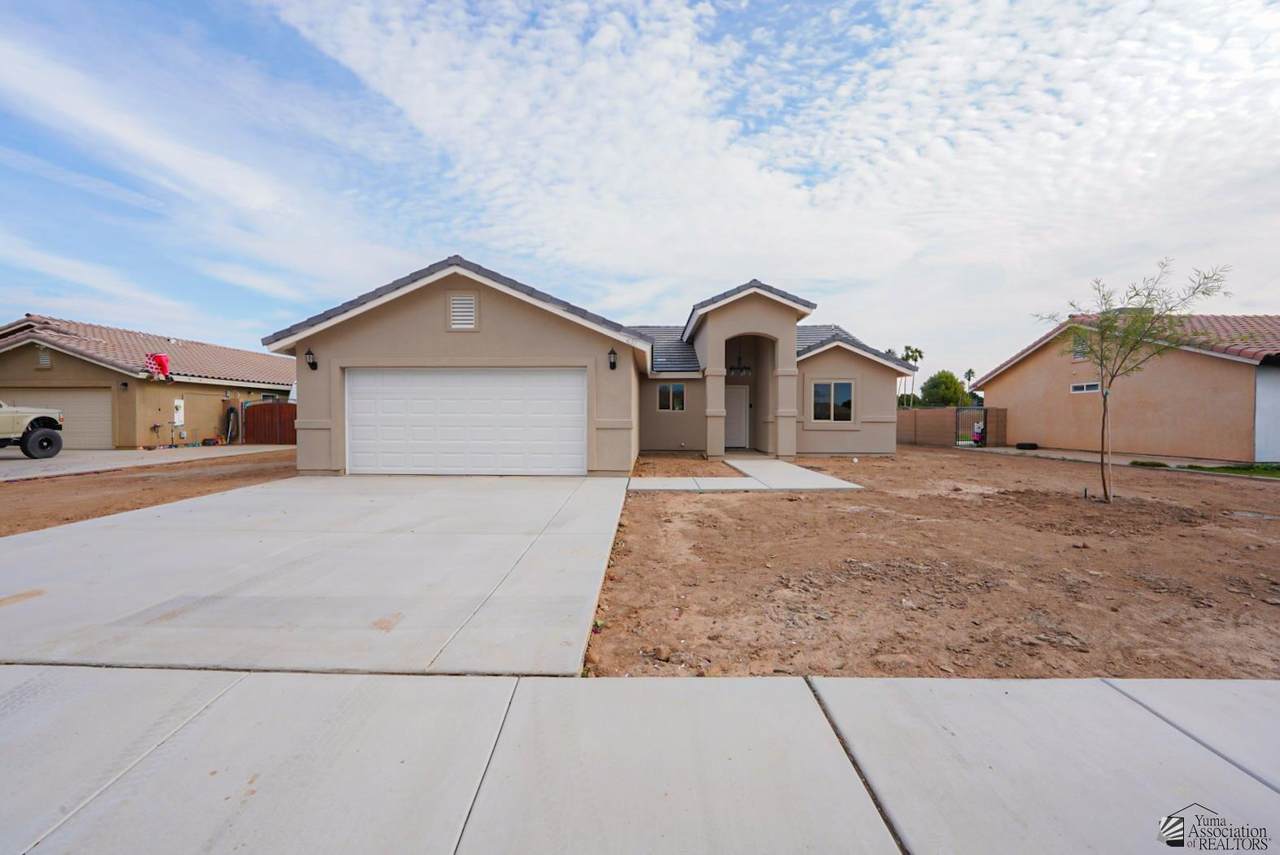 1022 Kennedy Ln - Photo 1