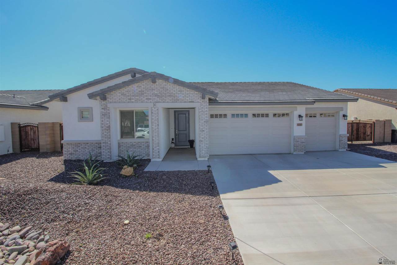11743 26 ST - Photo 1