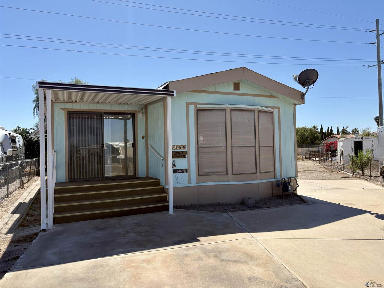 1188 20 AVE - Photo 1