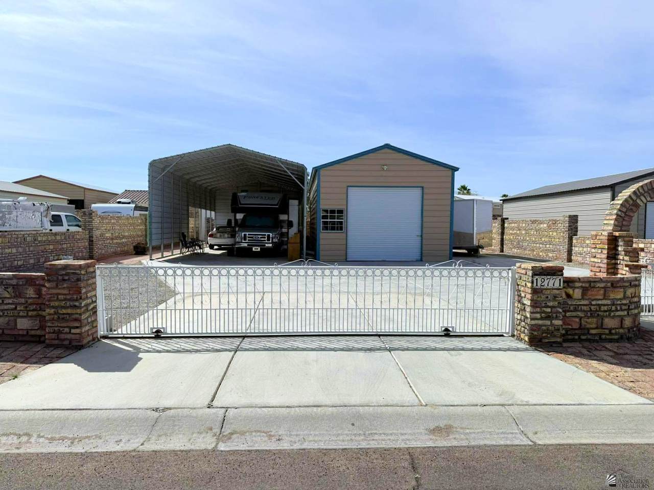12771 46 ST - Photo 1