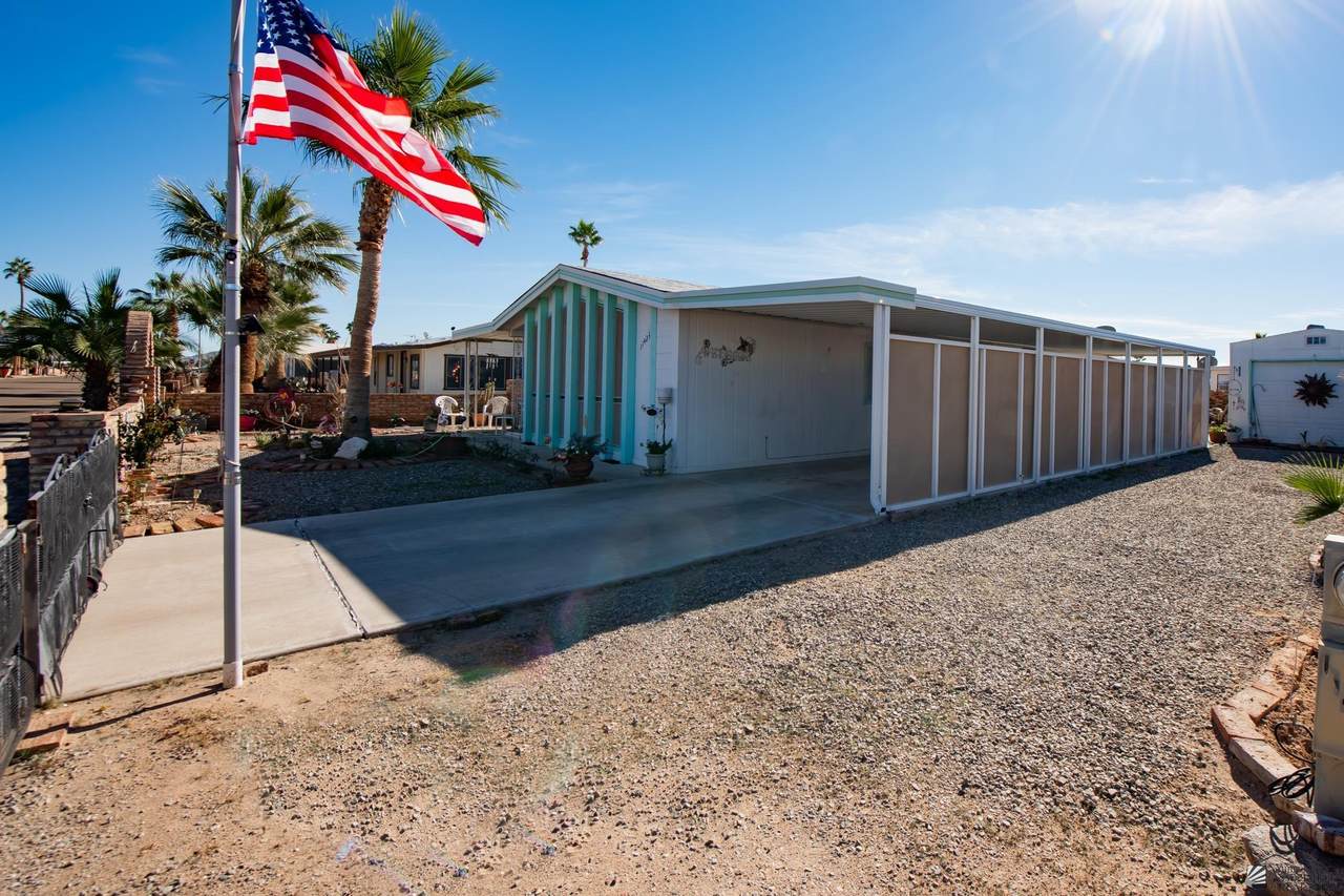 11423 38 LN - Photo 1