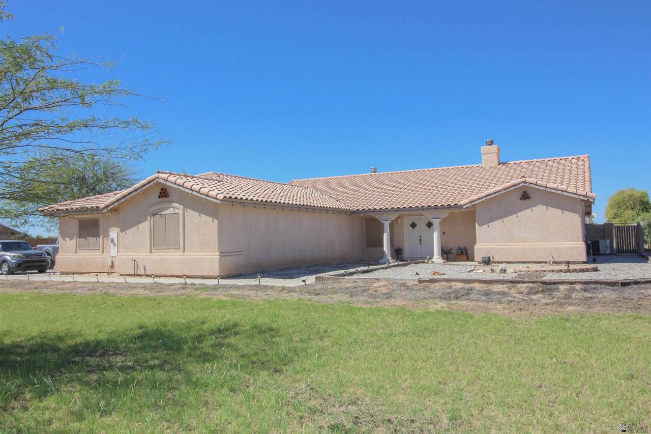 4024 Ave 5 1/2 E - Photo 1
