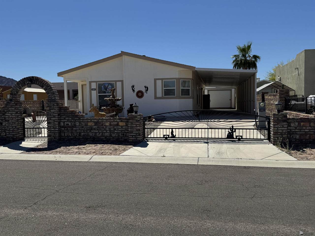 14803 50 DR - Photo 1