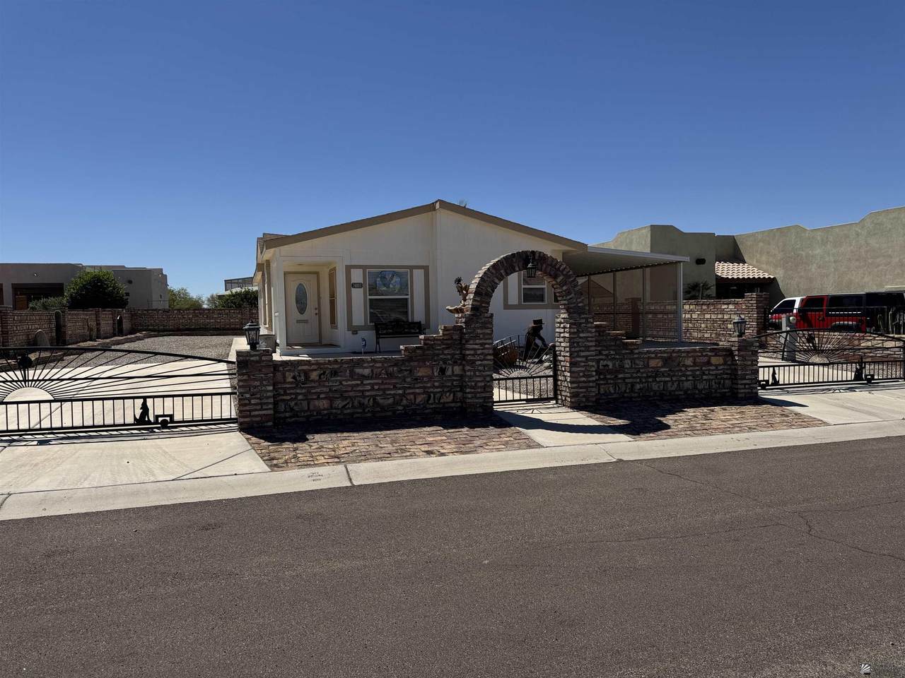 https://bt-photos.global.ssl.fastly.net/yuma/1280_boomver_1_20261435-2.jpg