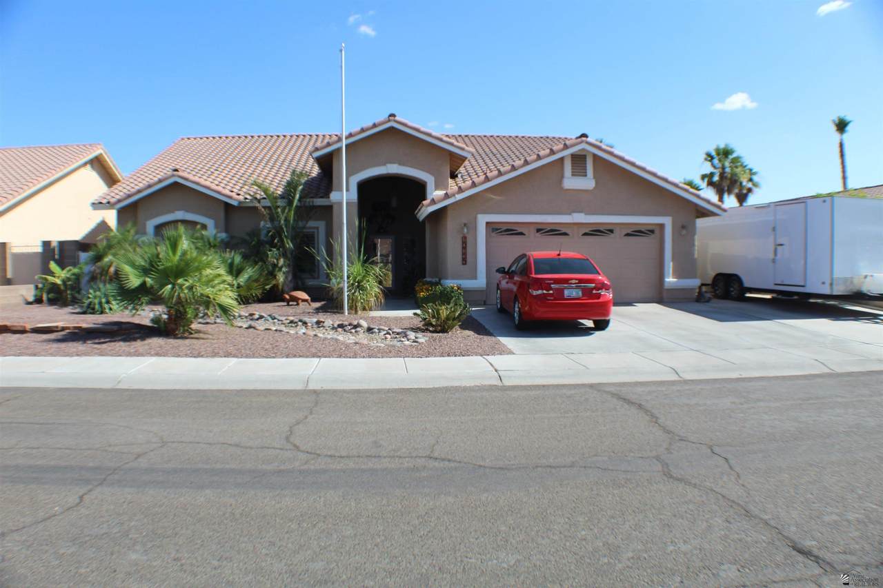 10739 39 ST - Photo 1