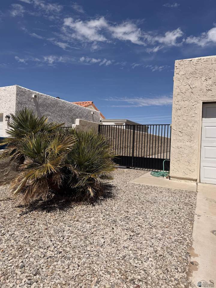 https://bt-photos.global.ssl.fastly.net/yuma/1280_boomver_1_20261546-2.jpg
