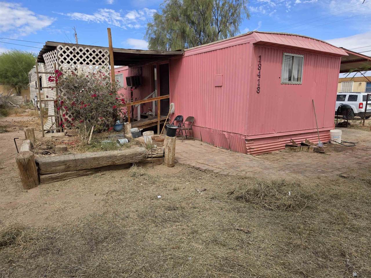 18418 Gadsden St - Photo 1