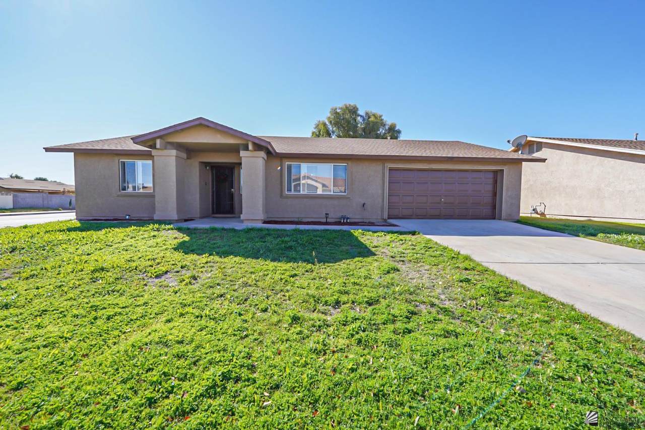 2907 29 LN - Photo 1