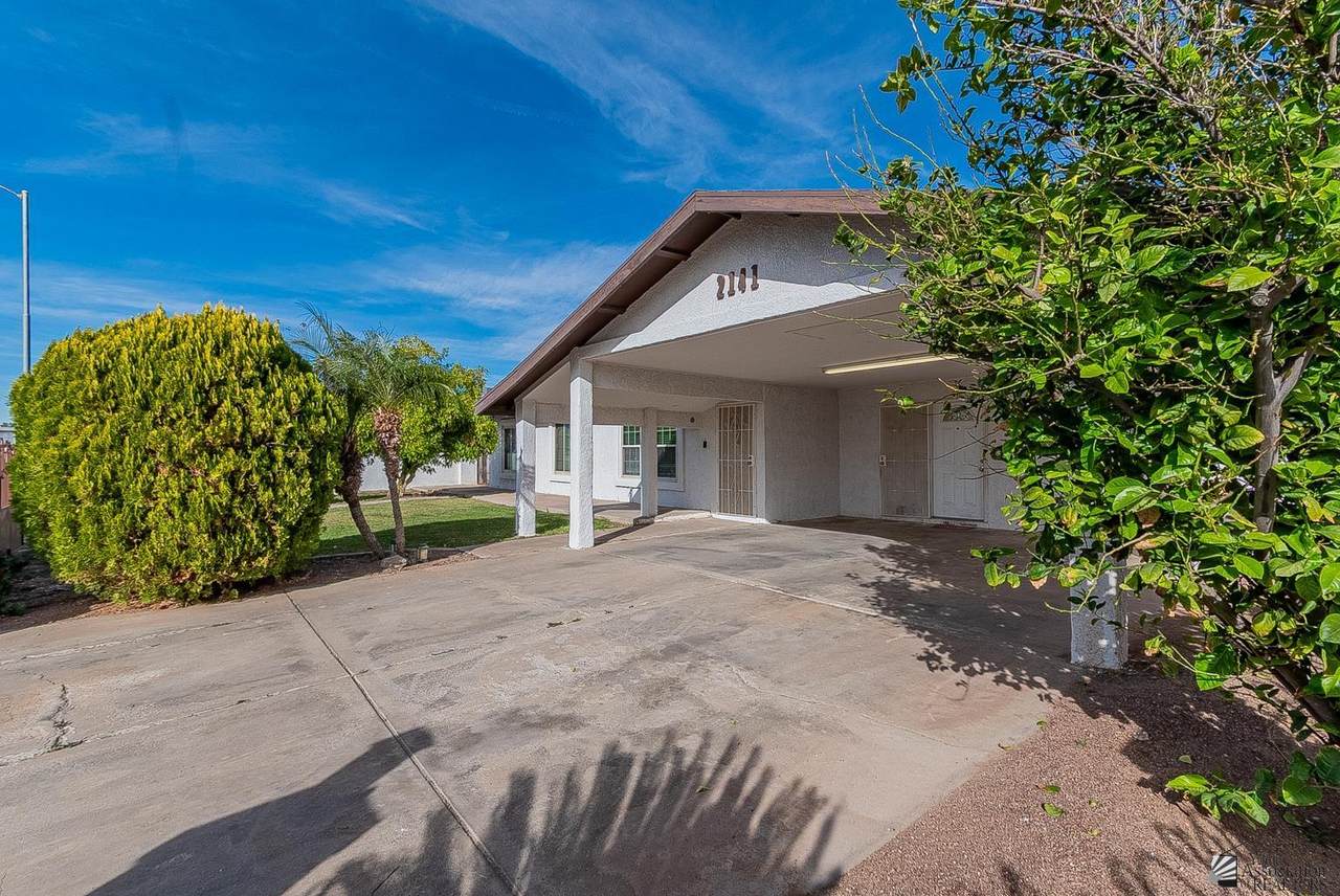 2141 29 AVE - Photo 1