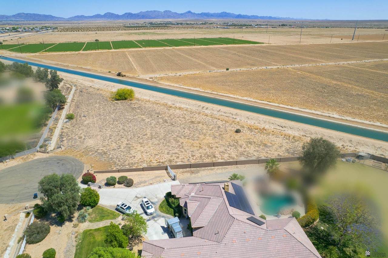 13205 Hamlin Dr - Photo 1
