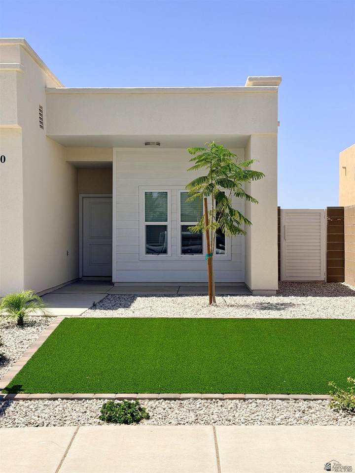 https://bt-photos.global.ssl.fastly.net/yuma/1280_boomver_1_20261771-2.jpg