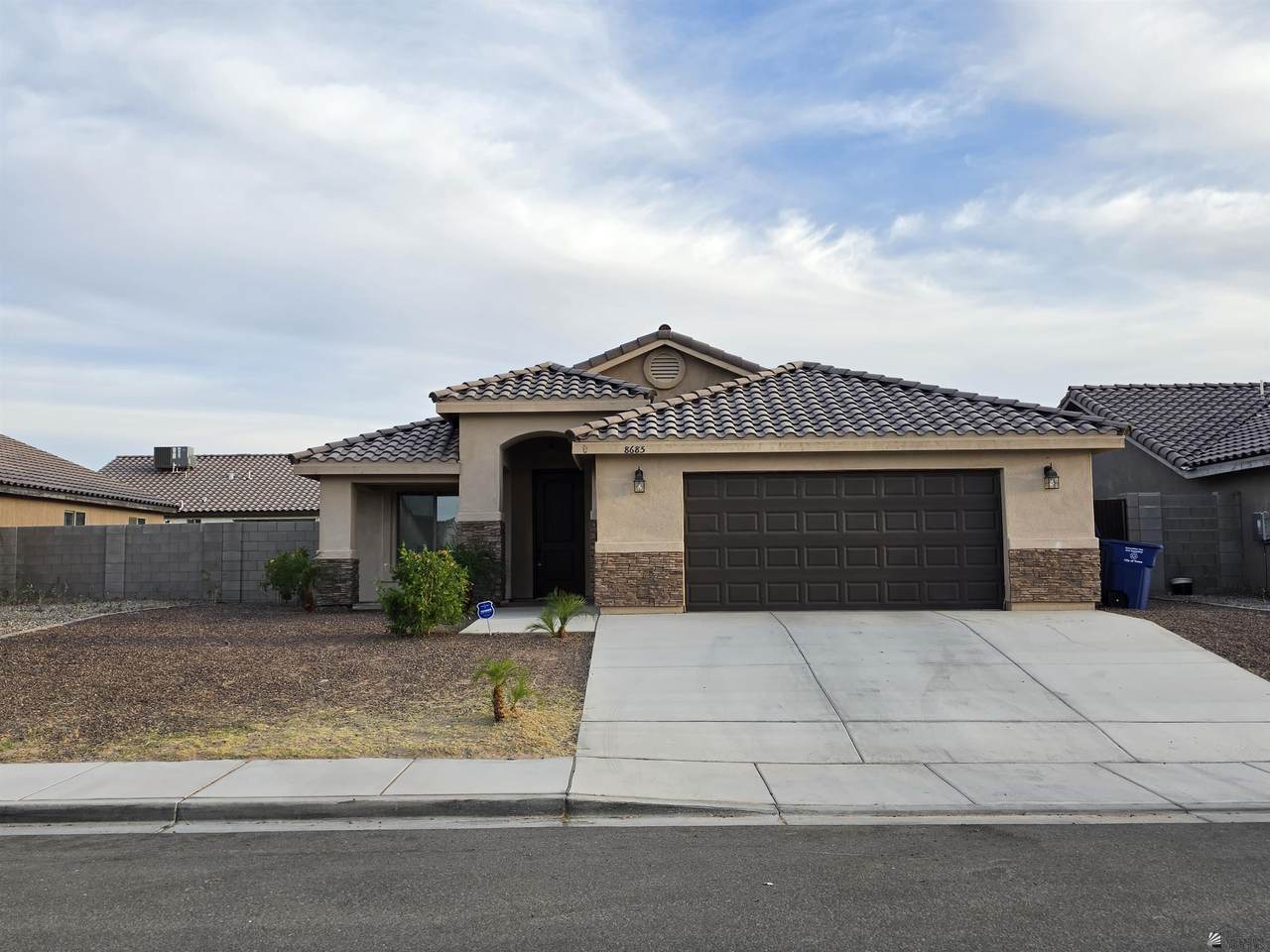 8685 41 ST - Photo 1