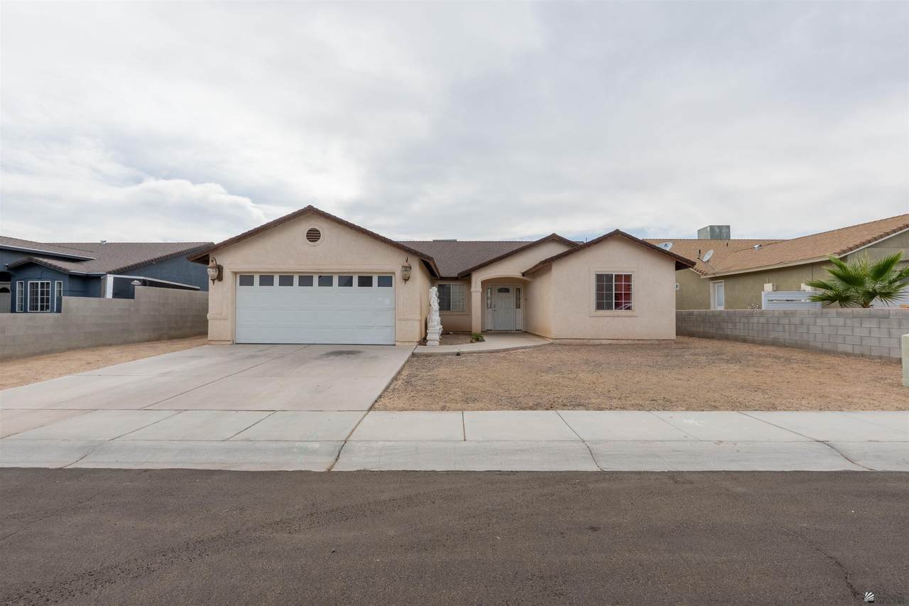 1140 Villareal Ave - Photo 1