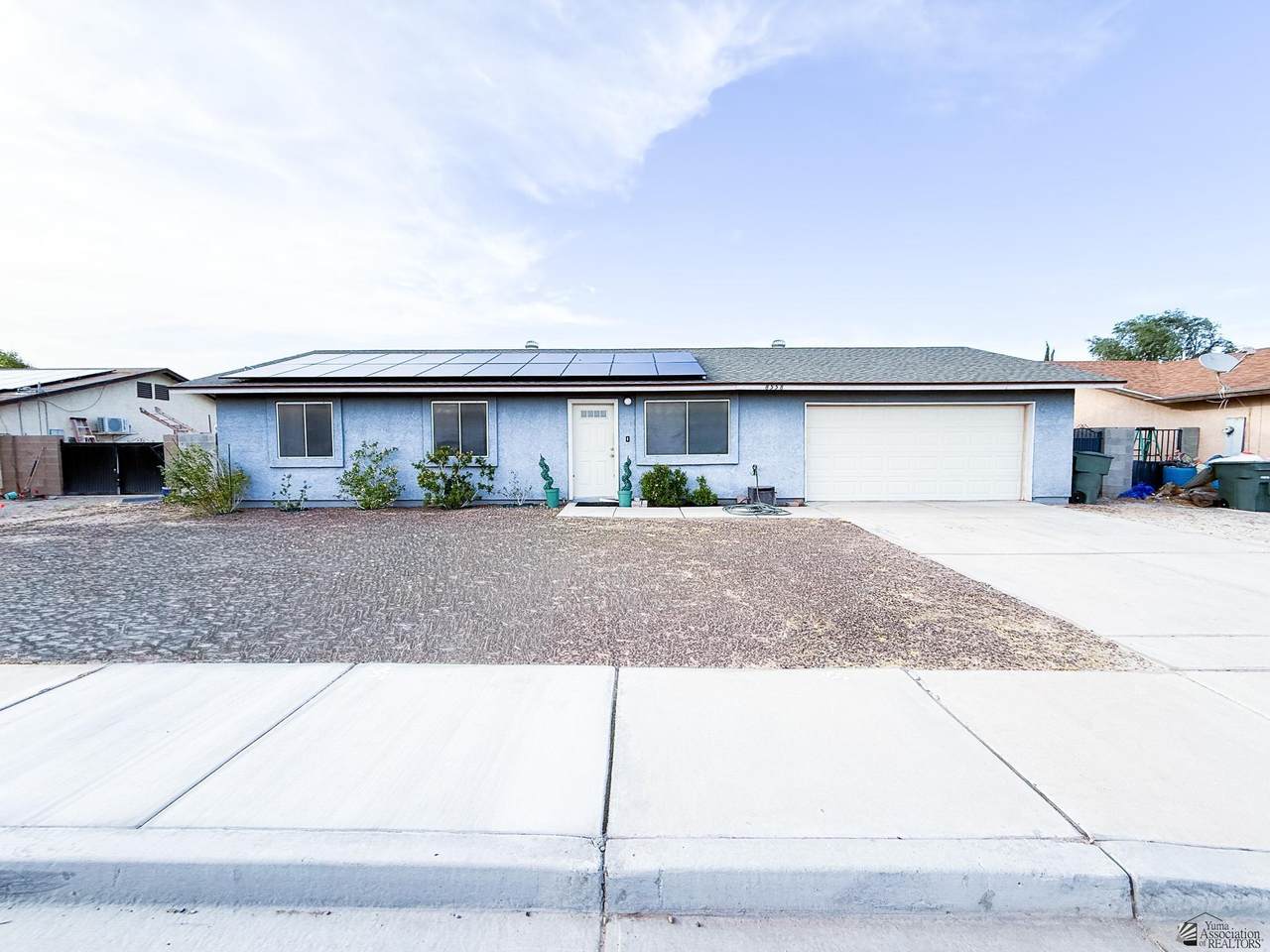 8558 38 LN - Photo 1