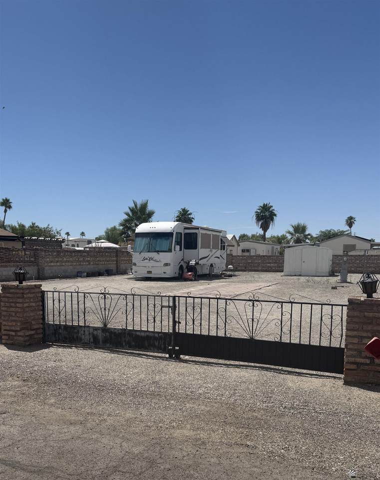 12471 39 ST - Photo 1