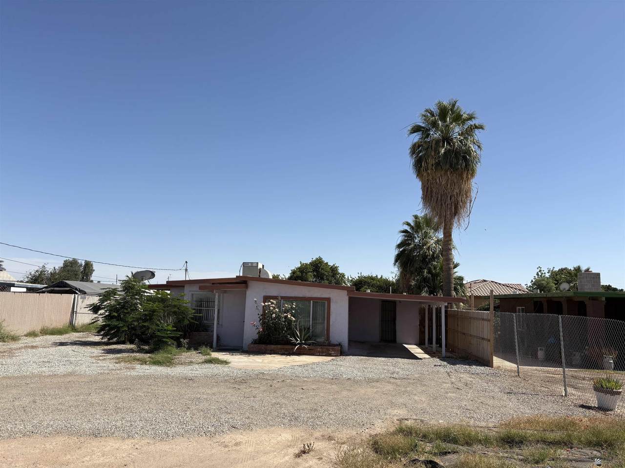 3101 5 ST - Photo 1