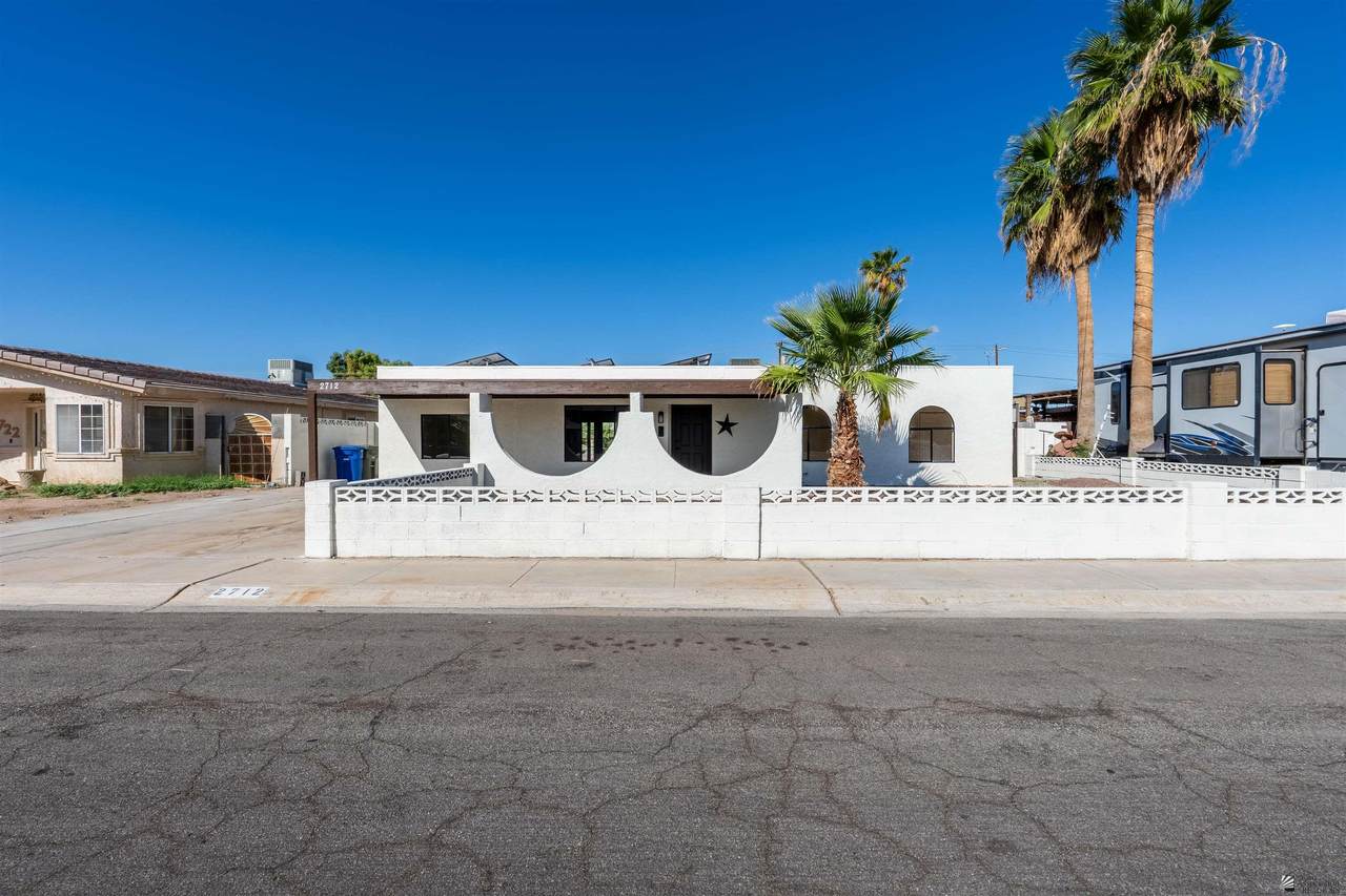 2712 Mary Ave - Photo 1