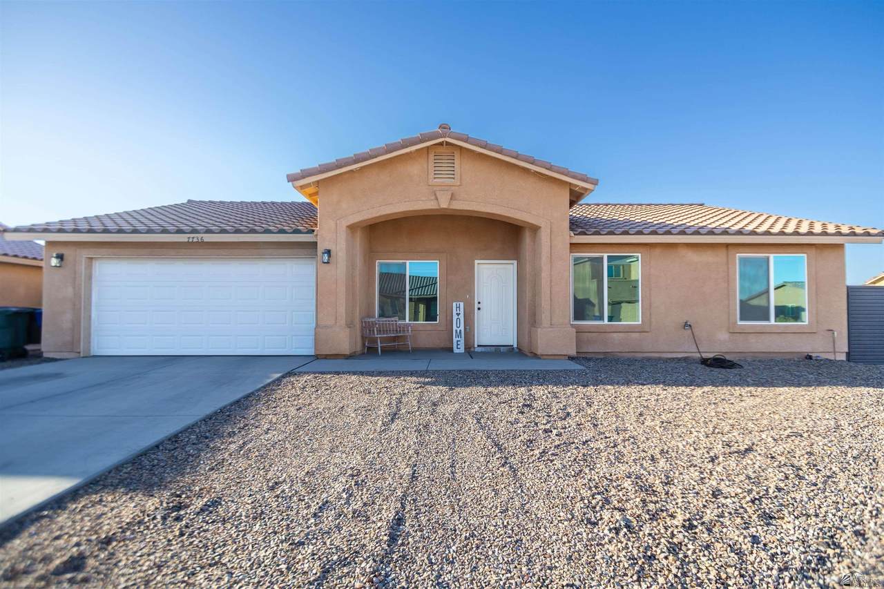 7736 43 LN - Photo 1
