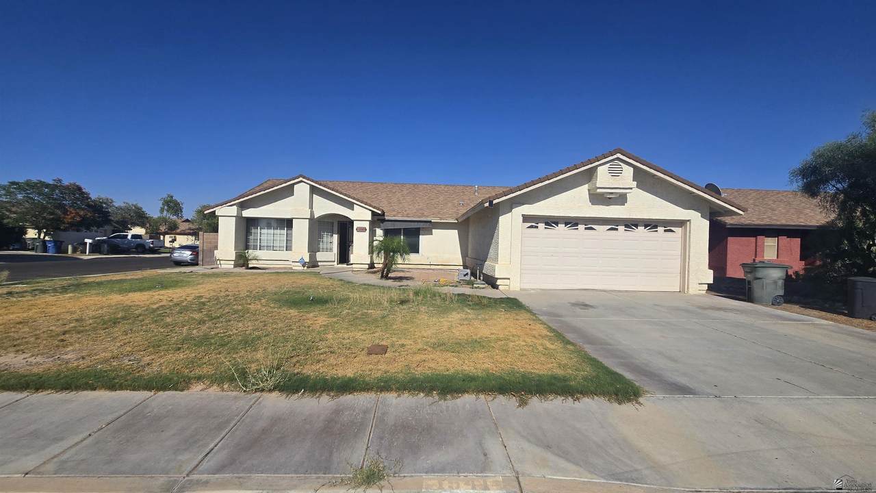 1541 34 AVE - Photo 1