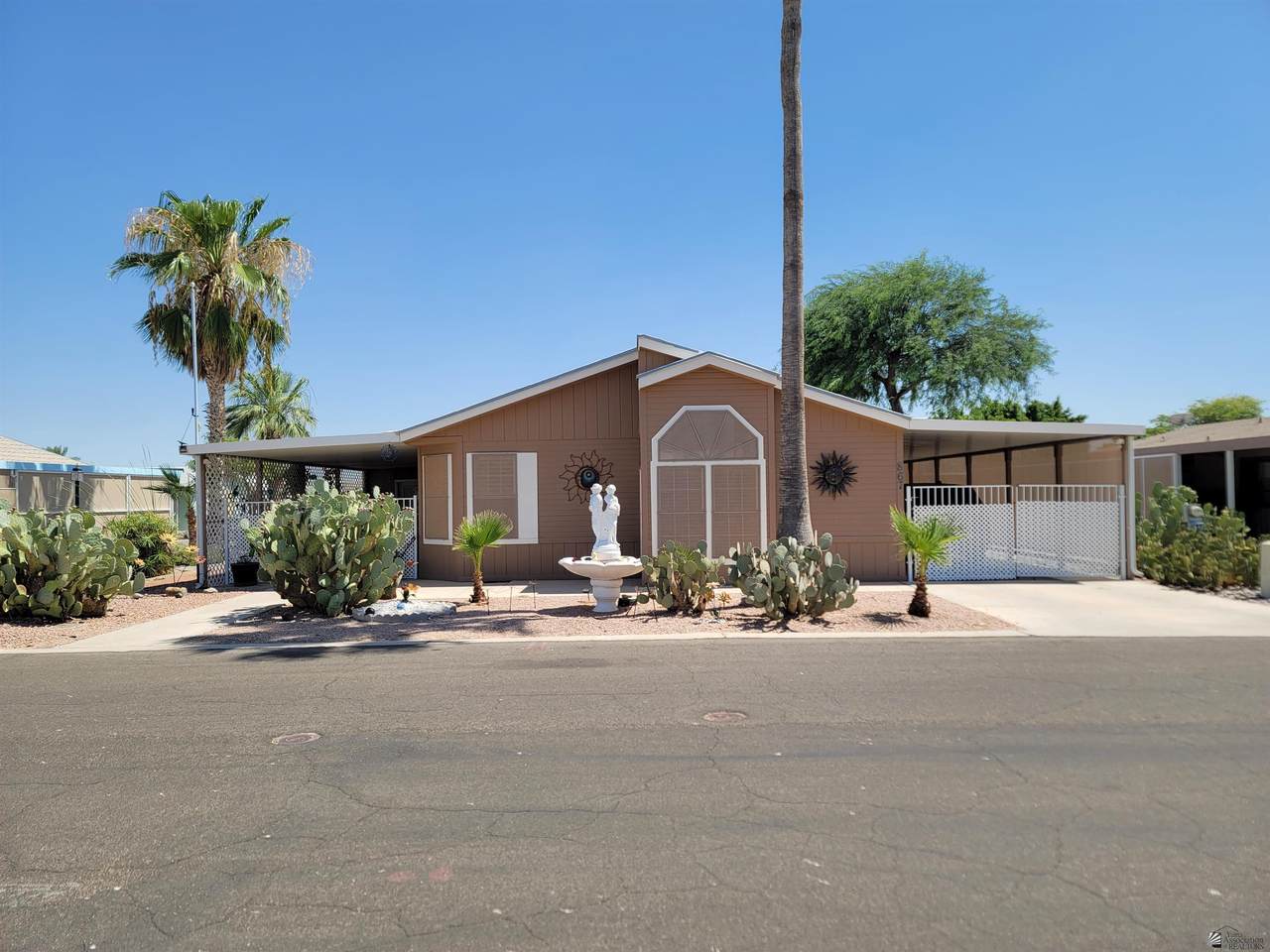867 Riverview Pl - Photo 1