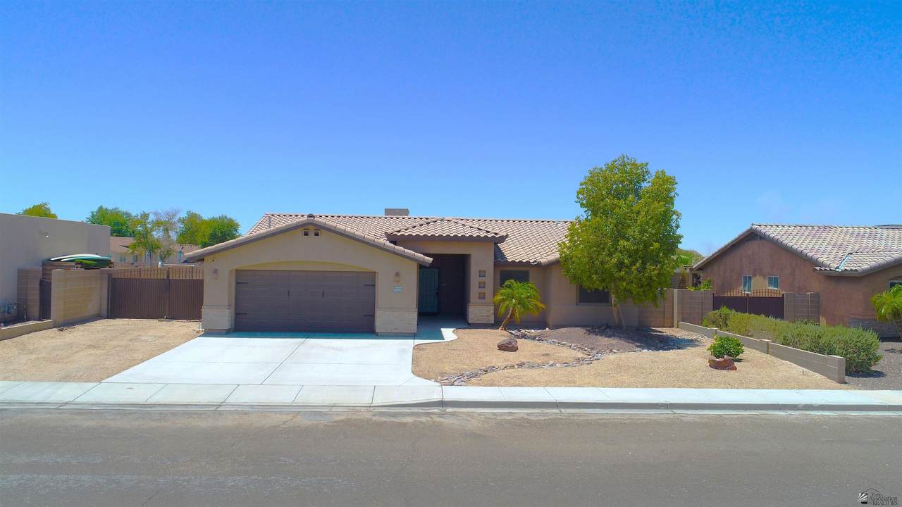10190 Galaxy Ave - Photo 1