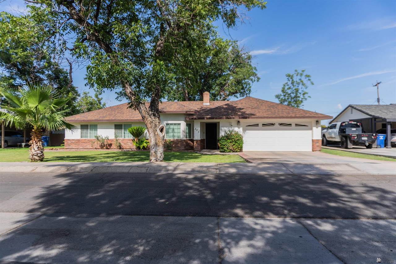 405 24 AVE - Photo 1