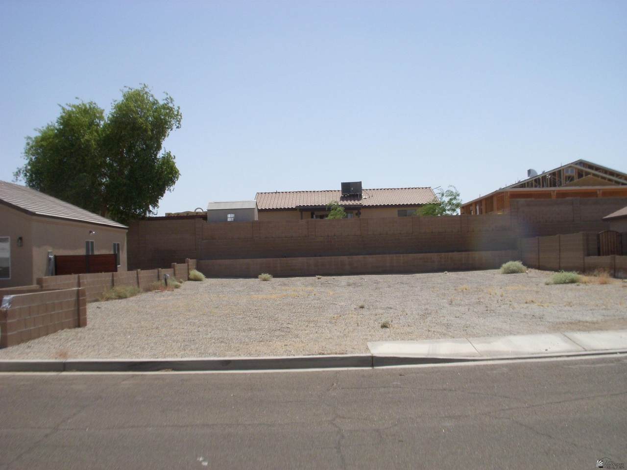 10207 Monsoon Ave - Photo 1