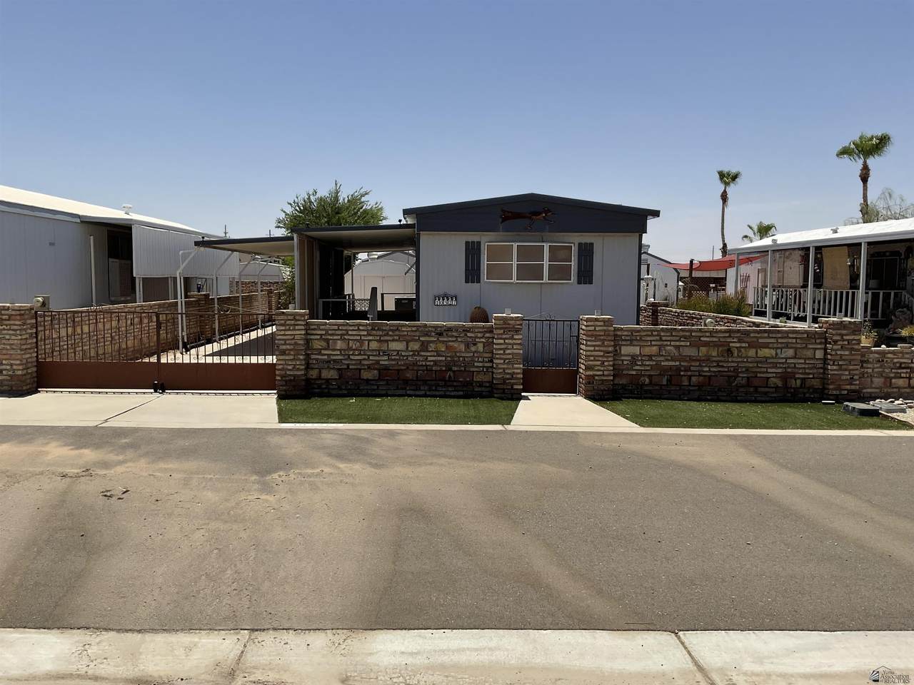 10327 30 LN - Photo 1