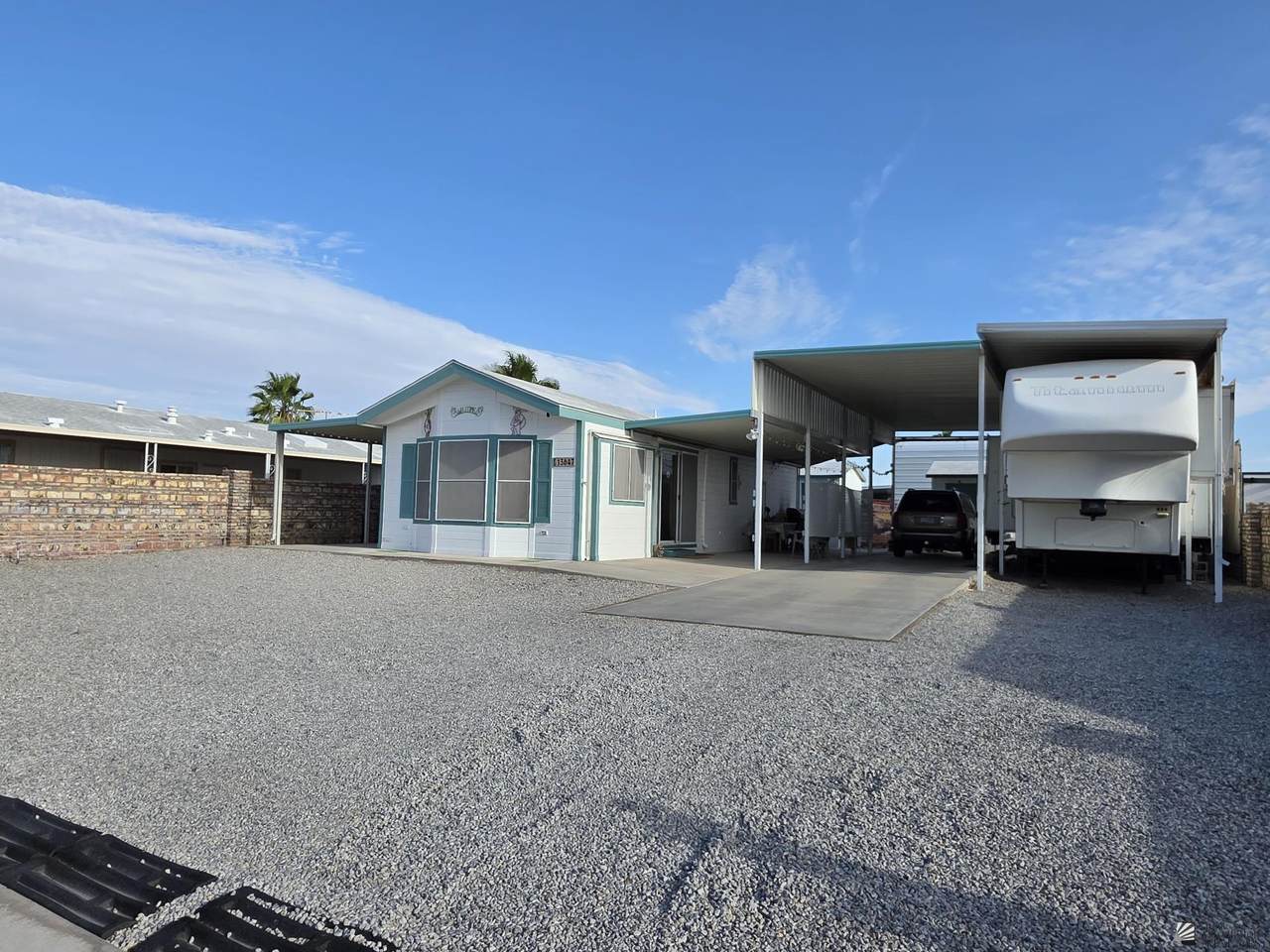 13647 49 LN - Photo 1