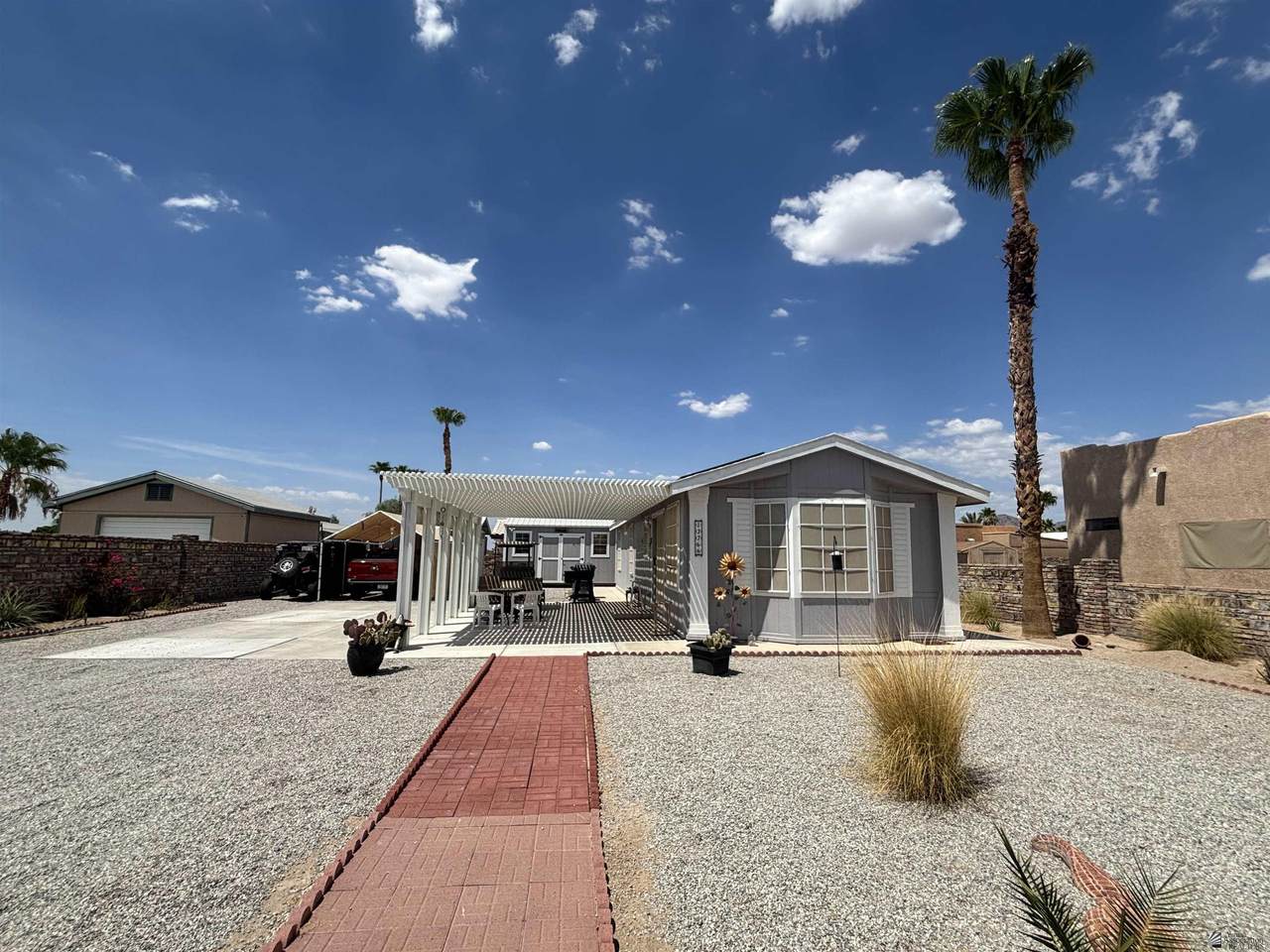13766 52 ST - Photo 1