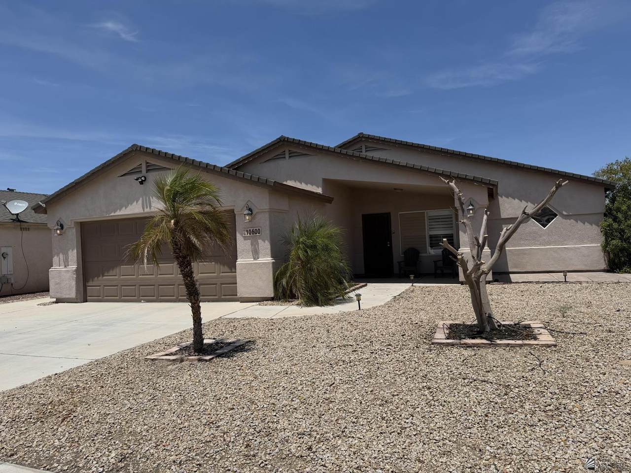 10600 34 PL - Photo 1