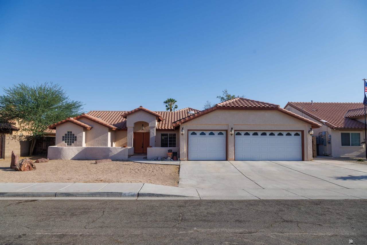 8167 Lorenzo Ln - Photo 1