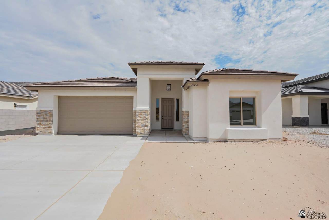 10560 45 ST - Photo 1