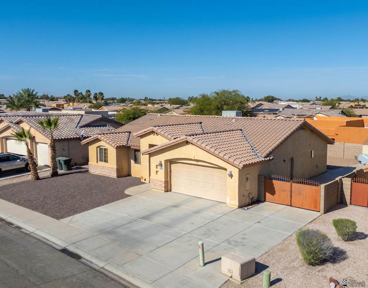 11756 Omega Ln - Photo 1