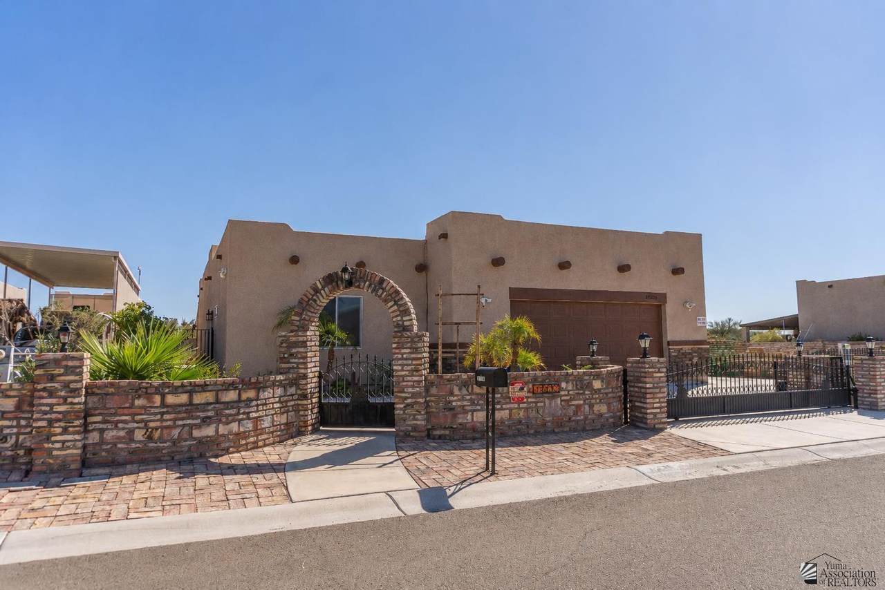 14593 50 ST - Photo 1